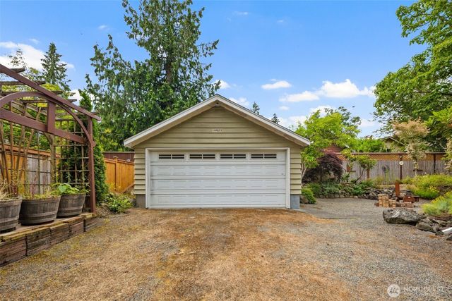 14023 Meridian Avenue N, Seattle, WA 98133