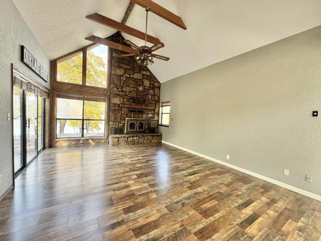 66400 E 253 Road, Grove, OK 74344