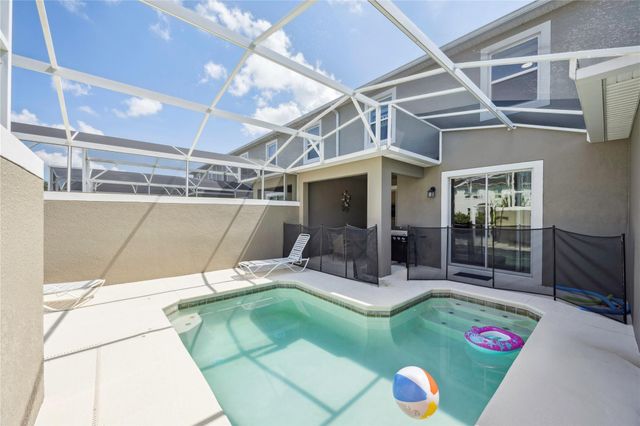 260 Ocean Course Ave, Davenport, FL 33896
