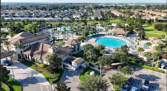260 Ocean Course Ave, Davenport, FL 33896