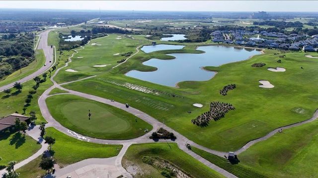 260 Ocean Course Ave, Davenport, FL 33896