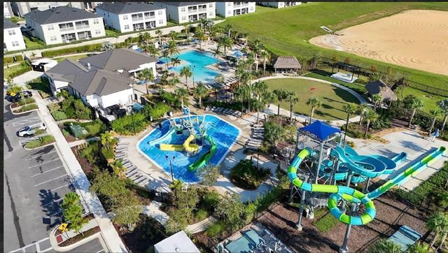 260 Ocean Course Ave, Davenport, FL 33896