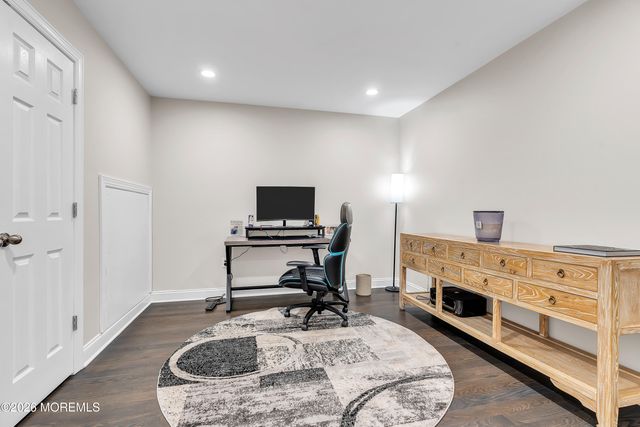 73 Lawley Drive, Lincroft, NJ 07738