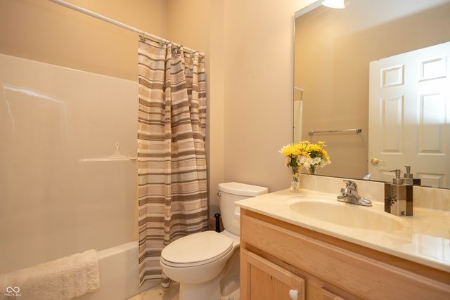 1842 Mill Pond Lane, Lafayette, IN 47905