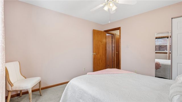 32 Herbst Rd, Kennedy Twp, PA 15108
