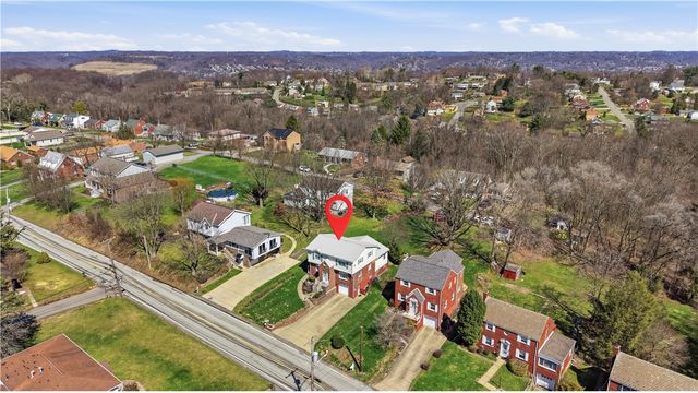 32 Herbst Rd, Kennedy Twp, PA 15108