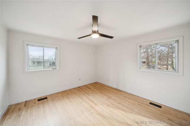 1317 N McFarland Place, Claremore, OK 74017