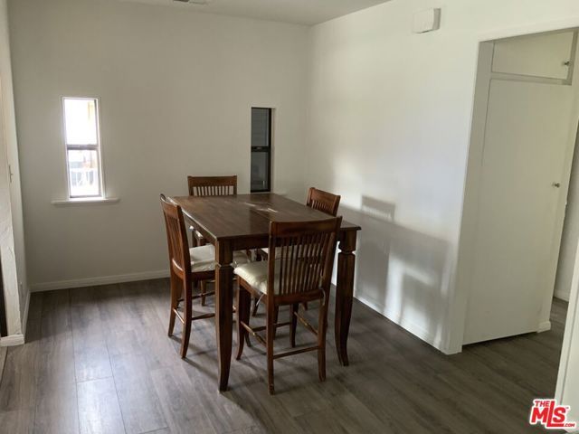 4803 Topanga Canyon Boulevard, Woodland Hills (los Angeles), CA 91364