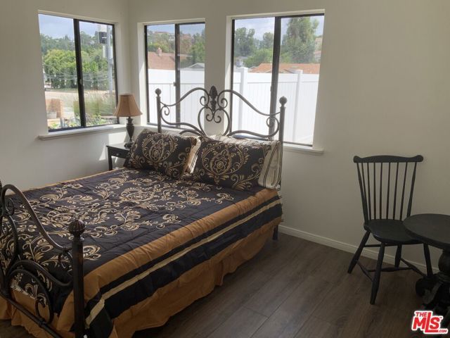 4803 Topanga Canyon Boulevard, Woodland Hills (los Angeles), CA 91364