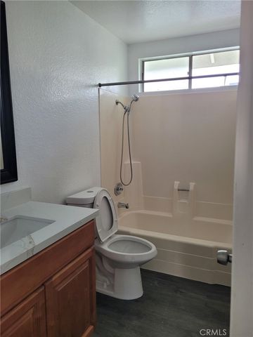 4822 Neely, Huntington Beach, CA 92649