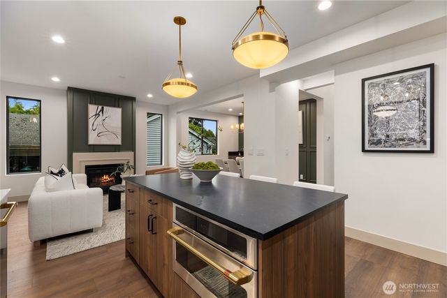 8821 Dibble Avenue NW, Seattle, WA 98117