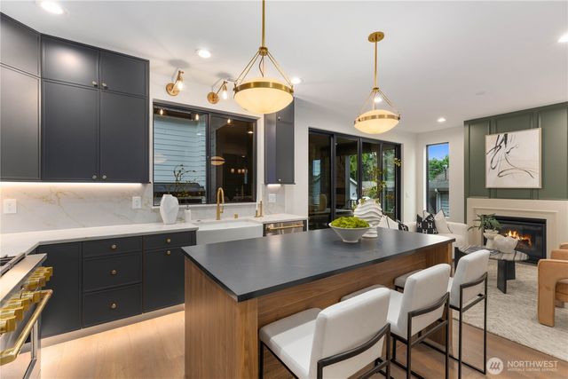 8821 Dibble Avenue NW, Seattle, WA 98117