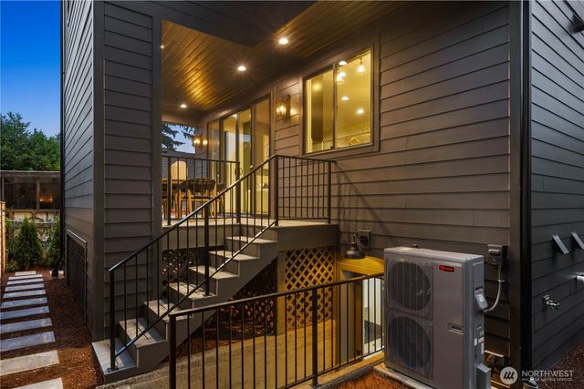 8821 Dibble Avenue NW, Seattle, WA 98117