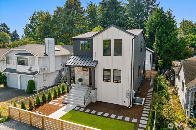 8821 Dibble Avenue NW, Seattle, WA 98117