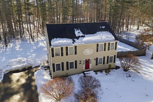 17 Longley Road, Shirley, MA 01464
