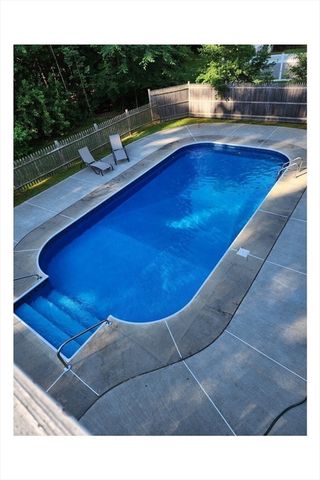 17 Longley Road, Shirley, MA 01464