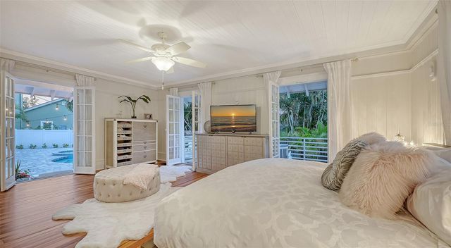 7715 WESTMORELAND DRIVE, Sarasota, FL 34243