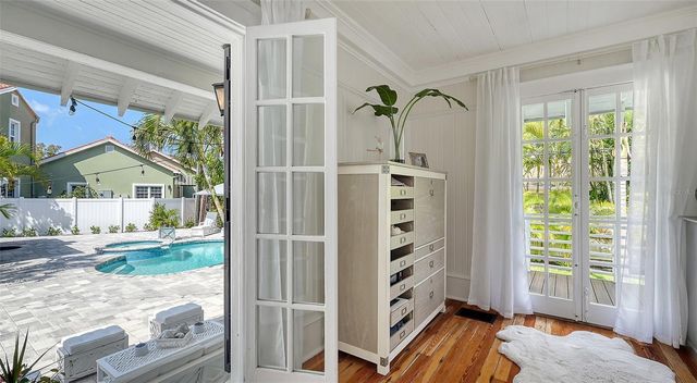 7715 WESTMORELAND DRIVE, Sarasota, FL 34243