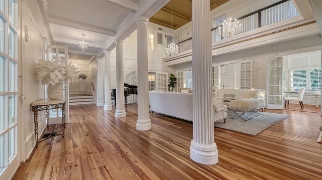 7715 WESTMORELAND DRIVE, Sarasota, FL 34243