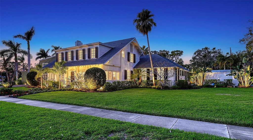 7715 WESTMORELAND DRIVE, Sarasota, FL 34243