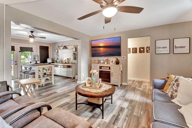 412 W NEW YORK AVENUE, Lake Helen, FL 32744
