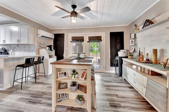412 W NEW YORK AVENUE, Lake Helen, FL 32744