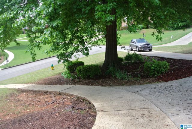 150 CRESTVIEW CIRCLE, Trussville, AL 35173