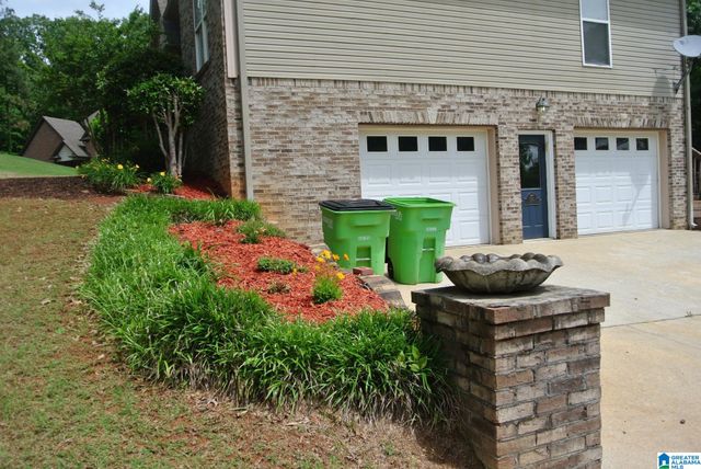 150 CRESTVIEW CIRCLE, Trussville, AL 35173