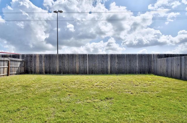 733 PEAK PL, Seguin, TX 78155