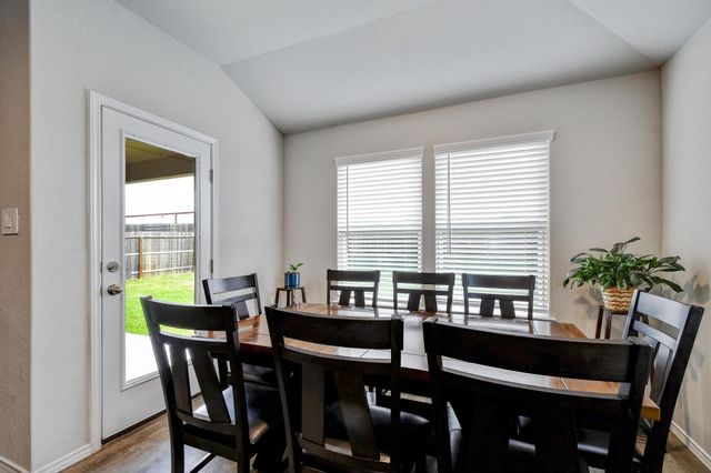 733 PEAK PL, Seguin, TX 78155