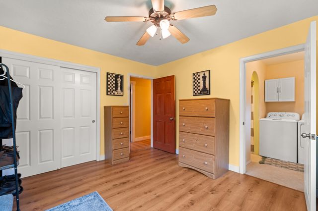 450 Crestview Loop, Grants Pass, OR 97527