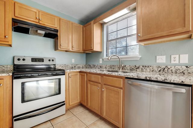 428 INDIAN VILLAGE Trail, Tallahassee, FL 32304