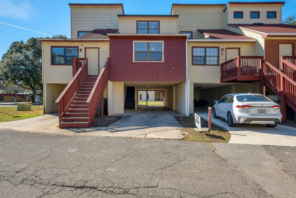 428 INDIAN VILLAGE Trail, Tallahassee, FL 32304