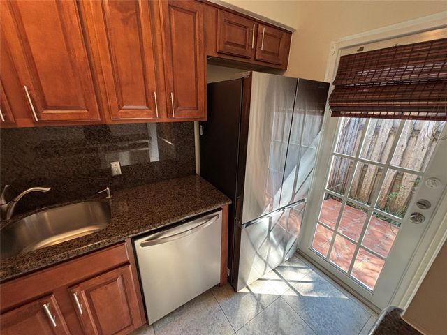 741 NE 17th Terrace, Fort Lauderdale, FL 33304