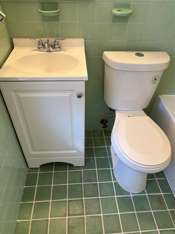 741 NE 17th Terrace, Fort Lauderdale, FL 33304