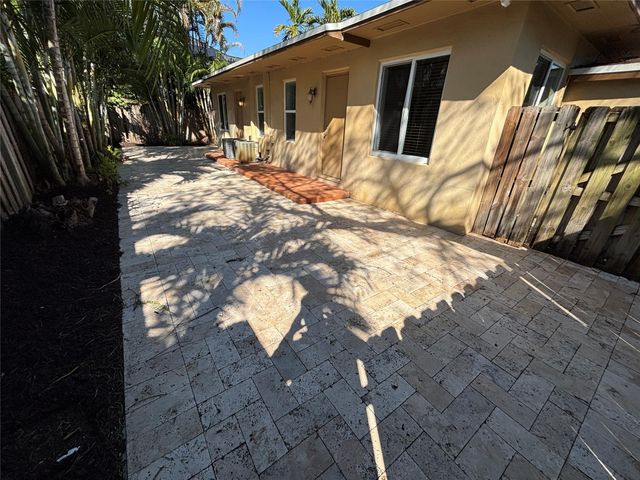 741 NE 17th Terrace, Fort Lauderdale, FL 33304