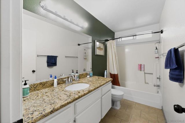 1072 Violet Street, Hemet, CA 92545