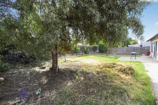 1072 Violet Street, Hemet, CA 92545