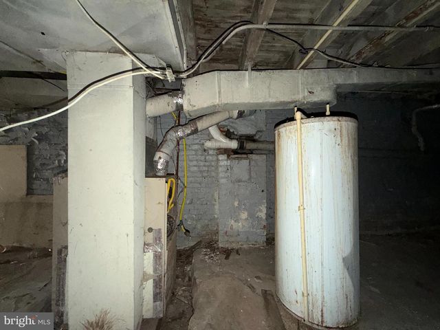 2408 E OLIVER ST, Baltimore, MD 21213