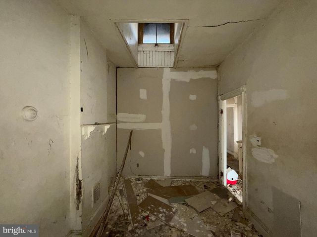 2408 E OLIVER ST, Baltimore, MD 21213