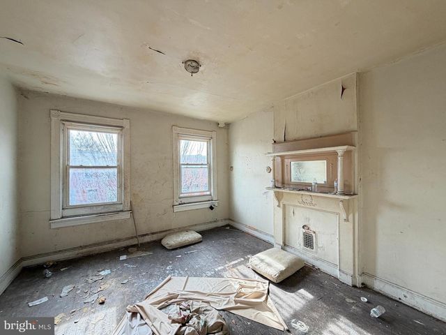 2408 E OLIVER ST, Baltimore, MD 21213