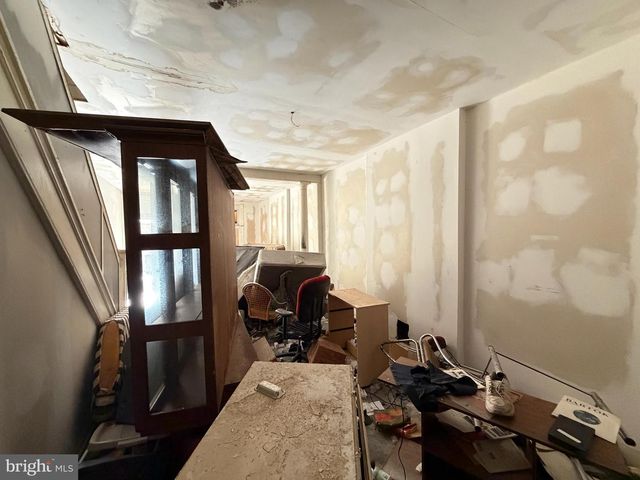 2408 E OLIVER ST, Baltimore, MD 21213