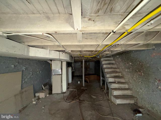 2408 E OLIVER ST, Baltimore, MD 21213