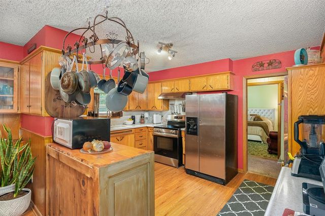 319 S Main Street, Mcloud, OK 74851