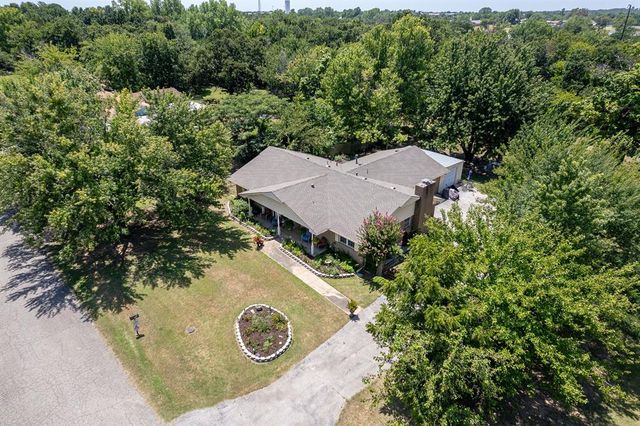319 S Main Street, Mcloud, OK 74851