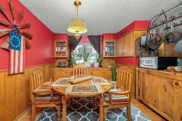 319 S Main Street, Mcloud, OK 74851