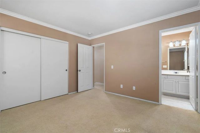 60 Avondale, Irvine, CA 92602