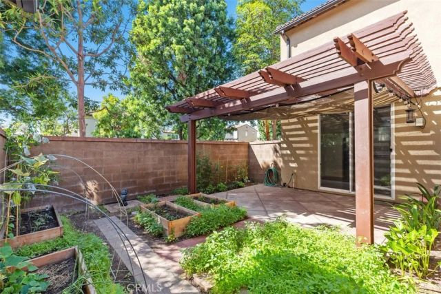60 Avondale, Irvine, CA 92602
