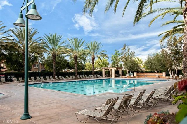 60 Avondale, Irvine, CA 92602
