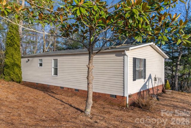 97 Misty Ridge Lane, Leicester, NC 28748